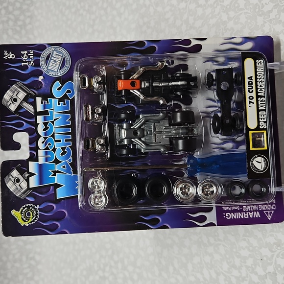 Muscle Machines '70 Cuda Speed Kits Accessories - Picture 7 of 7